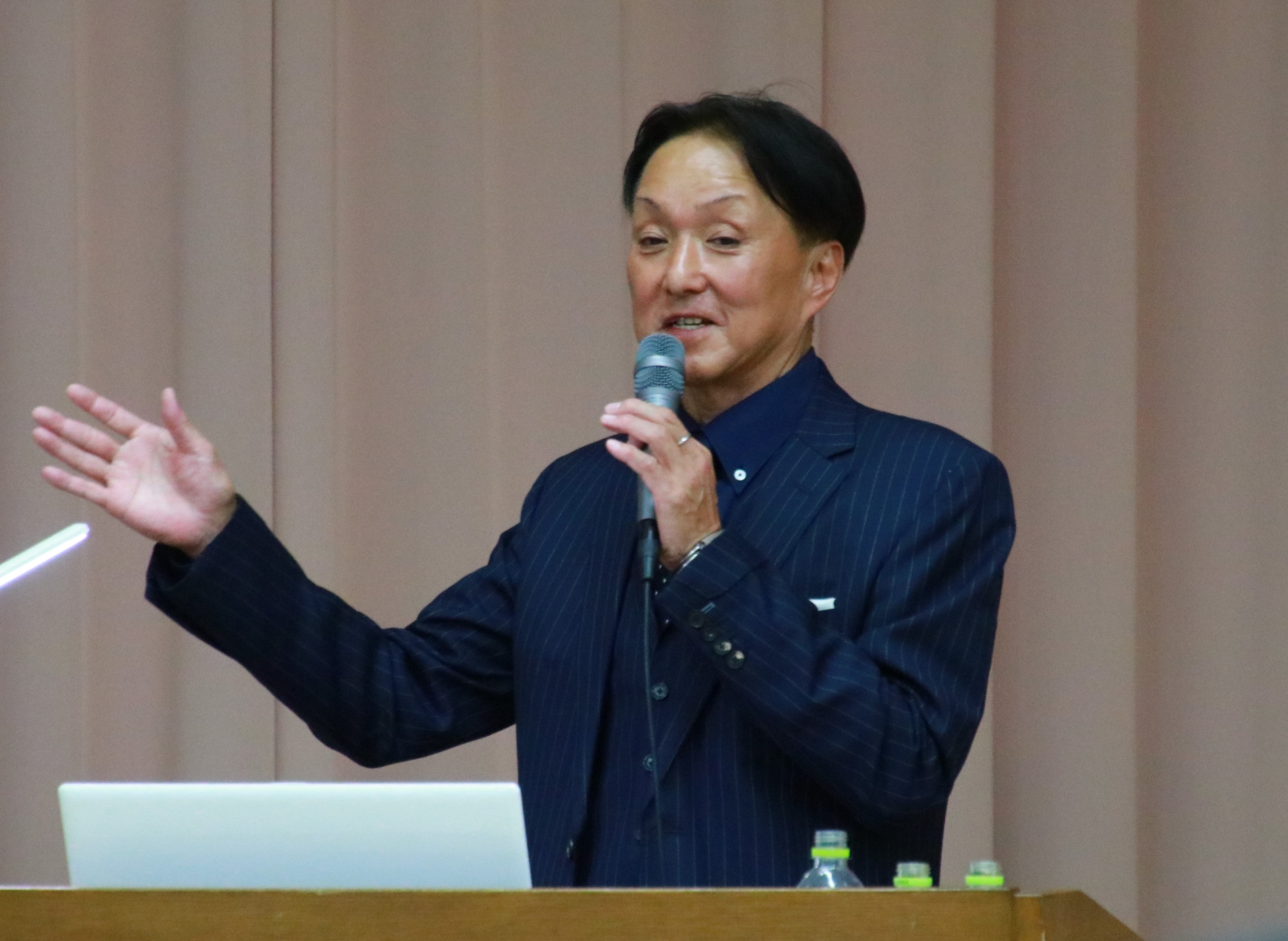 全体